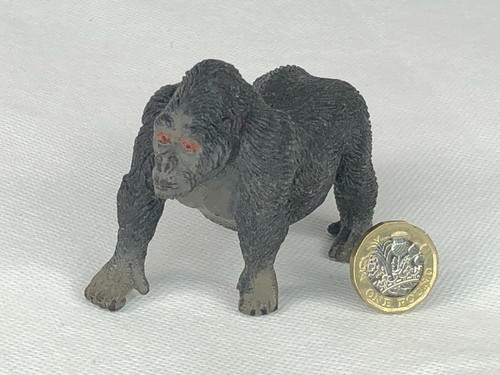 Gorilla monkey chimp - gorilla,