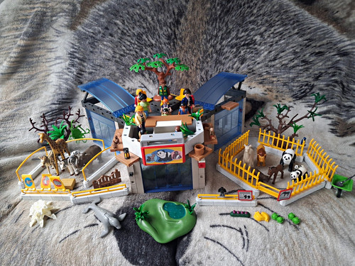 Playmobil zoo animal enclosure - animal,