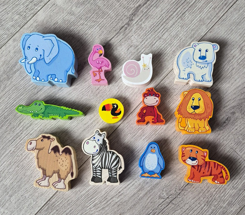 Wooden zoo animals - animals, piece