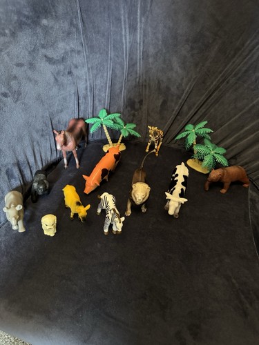 Mixed animal plastic toy - animal,