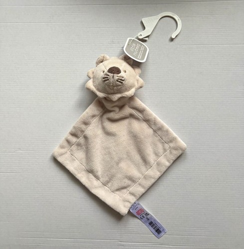 Little nutmeg beige lion