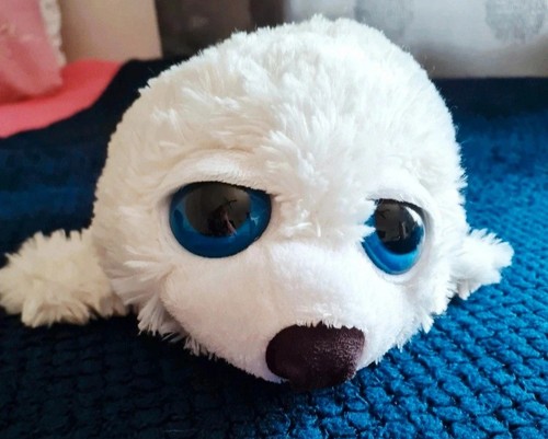 The petting zoo white seal - the,