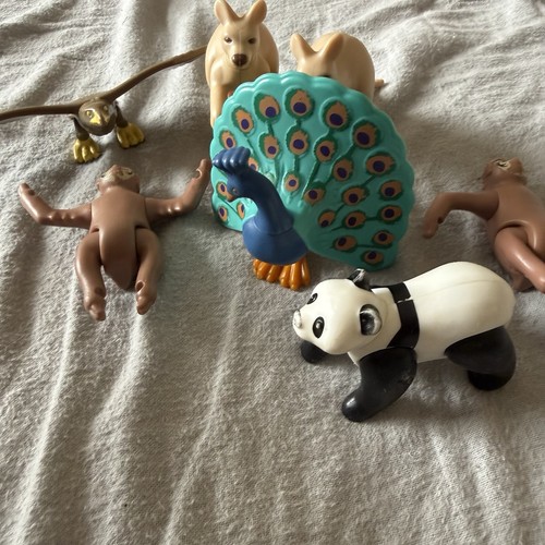 Bundle plastic toy - bundle, of
