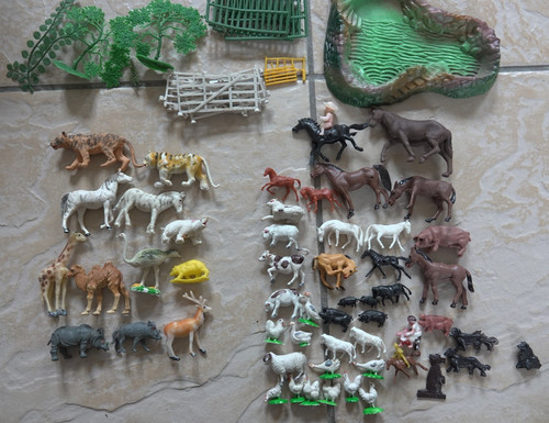 Vintage 1970s farm zoo - vintage,
